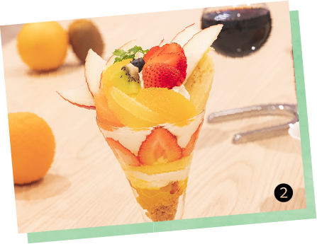 フルーツパフェ