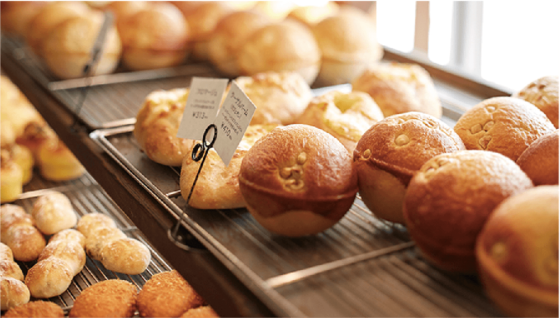 CLUB HARIEJ'oublie le temps 琵琶湖のほとりのパン工房 ジュブリルタン